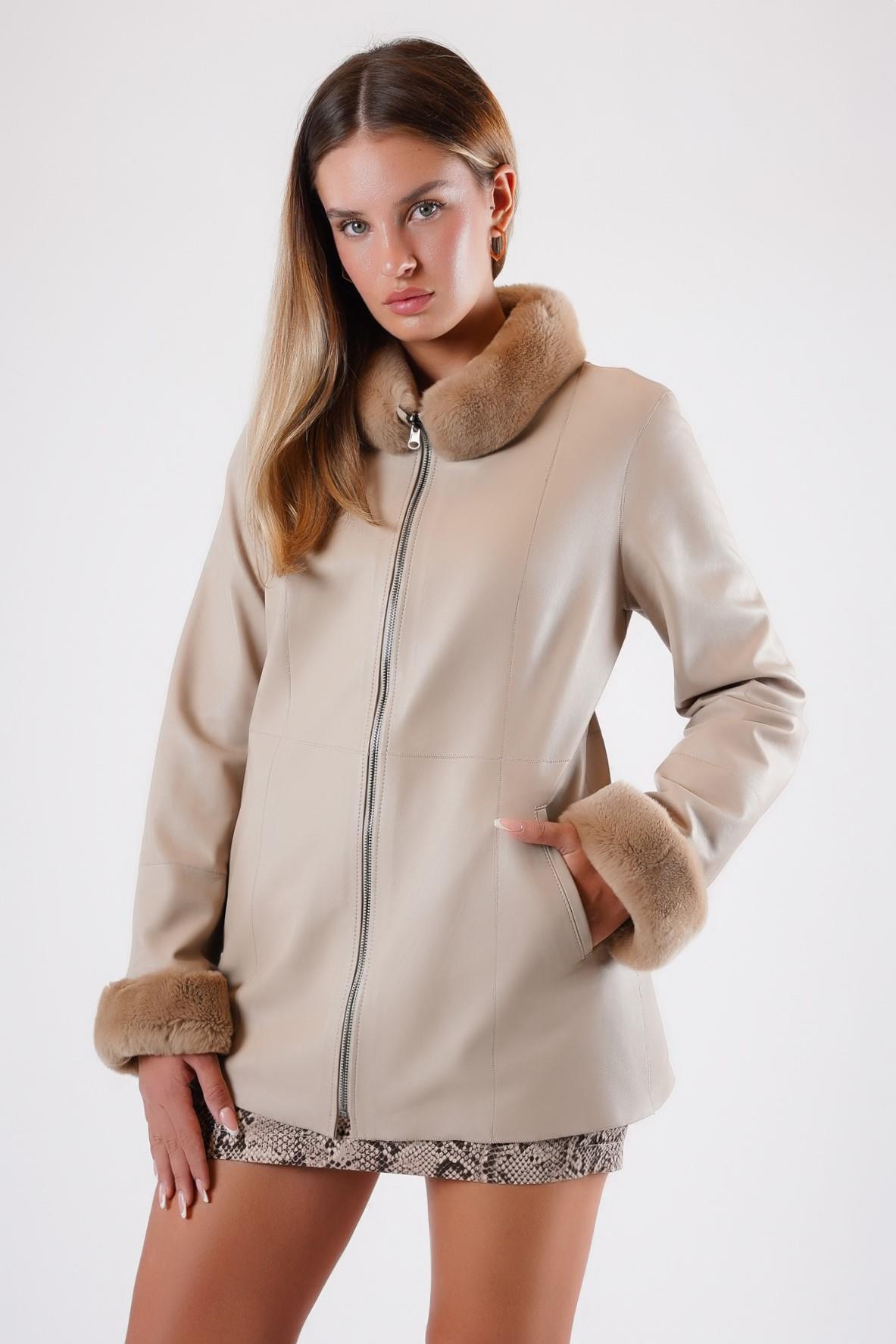 Beigefarbene Lederjacke mit zweiseitigem Rexkaninchen-Besatz, LC Leather Club