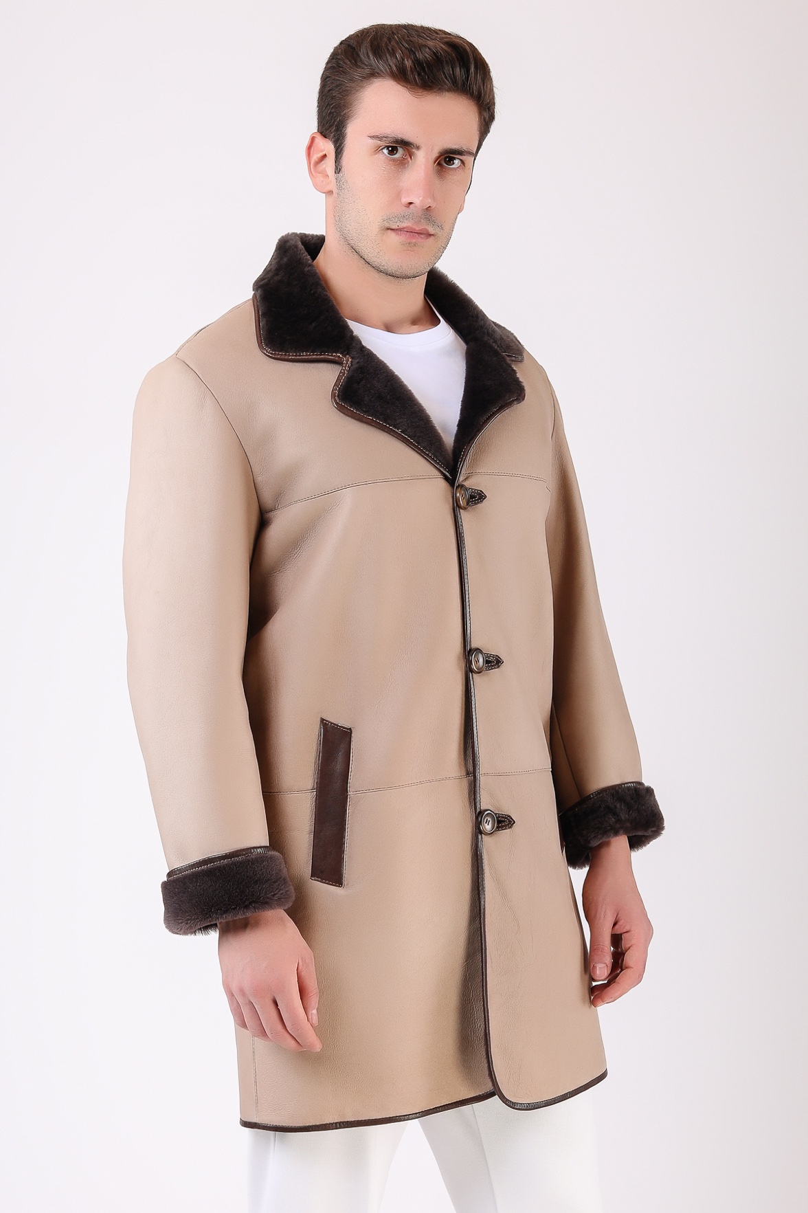Beżowy płaszcz z prawdziwego futra Silky, LC Leather Club