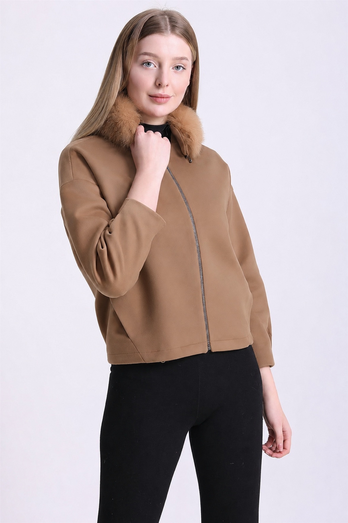 Veste en cachemire chameau avec fitures en renard, LC Leather Club