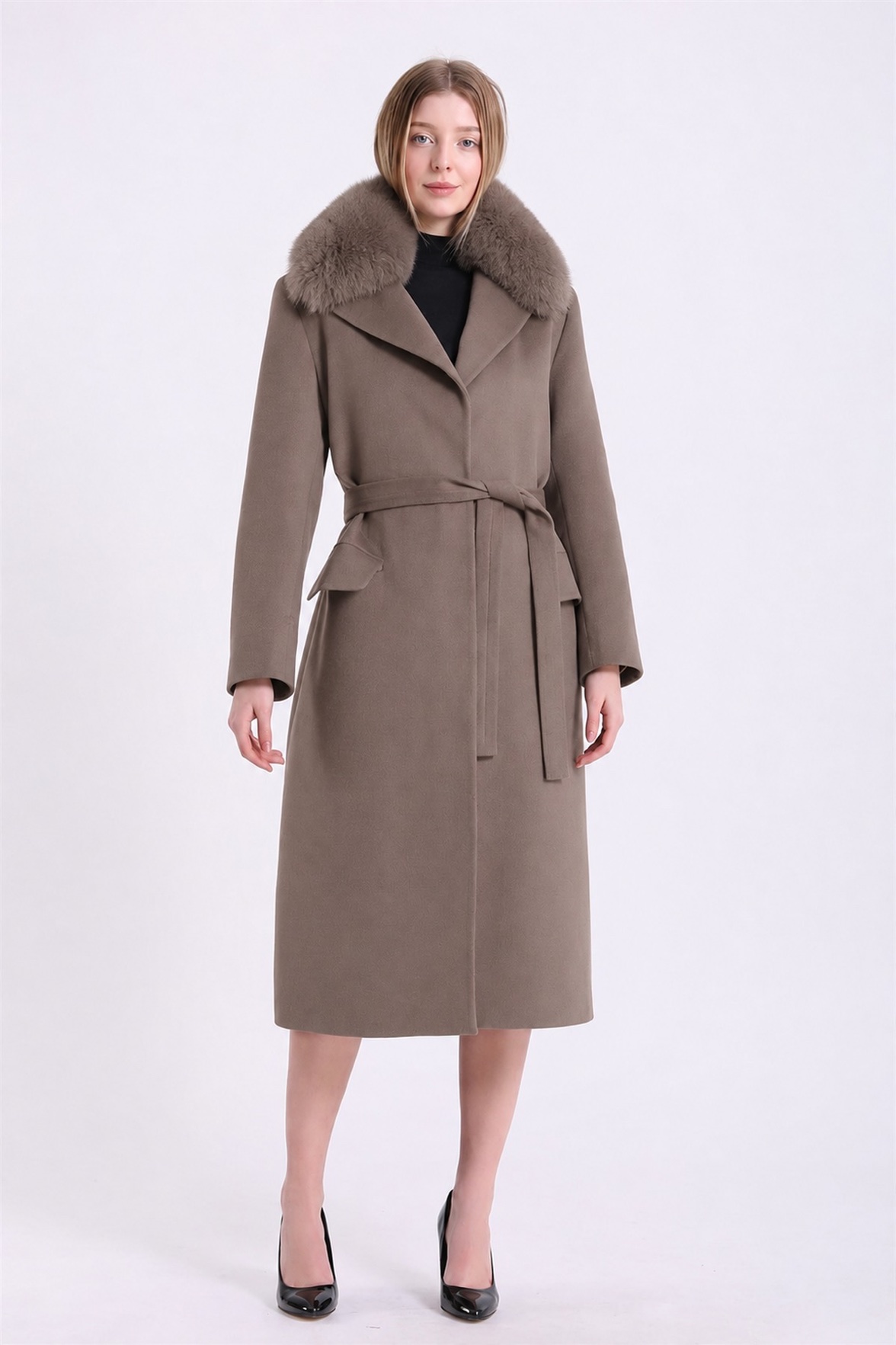 Manteau en cachemire beige foncé avec fitures en renard, LC Leather Club