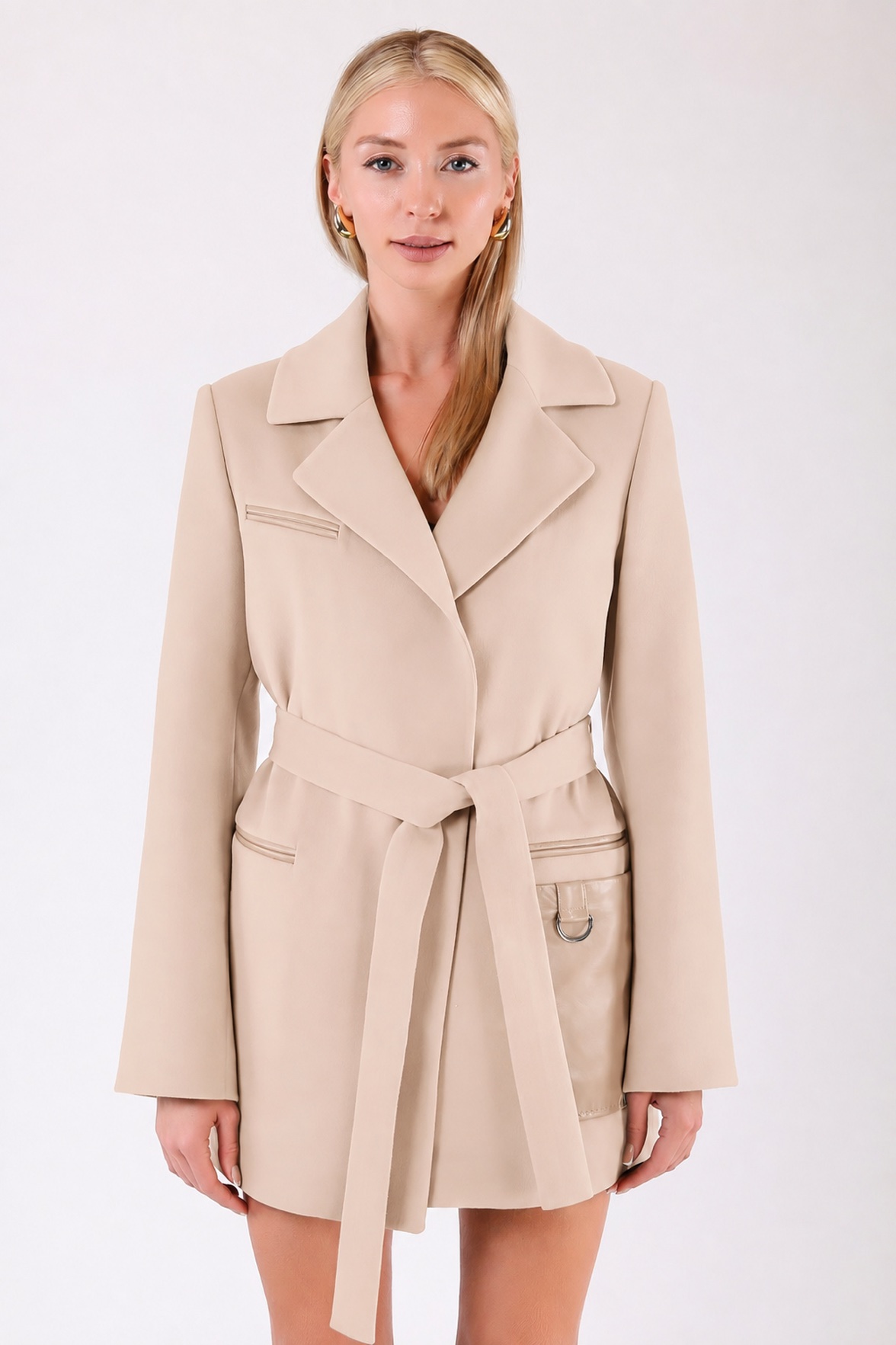 Manteau en cachemire crème avec finitions en cuir, LC Leather Club