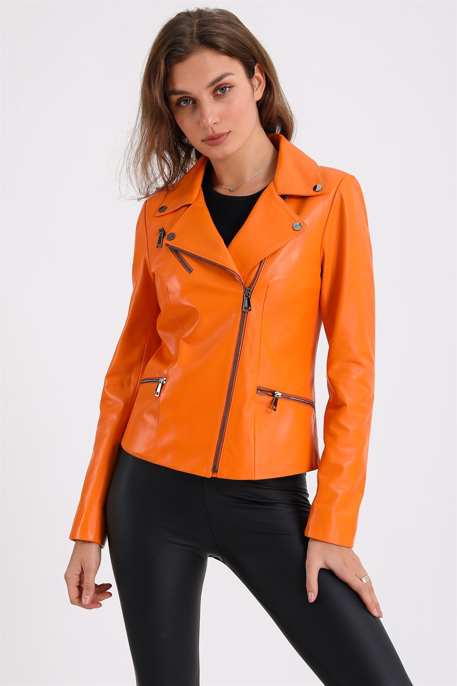 Veste en peau d'agneau couleur mandarine, LC Leather Club