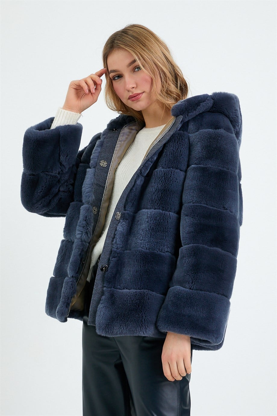 Manteau en fourrure de rex bleu, LC Leather Club