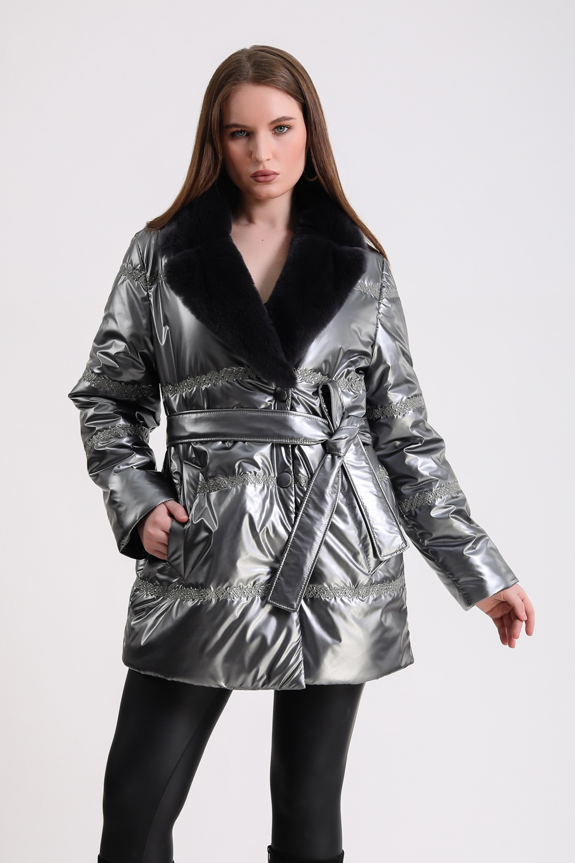 Srebrna kurtka puchowa z paskiem i wykończeniem z królika rex, LC Leather Club