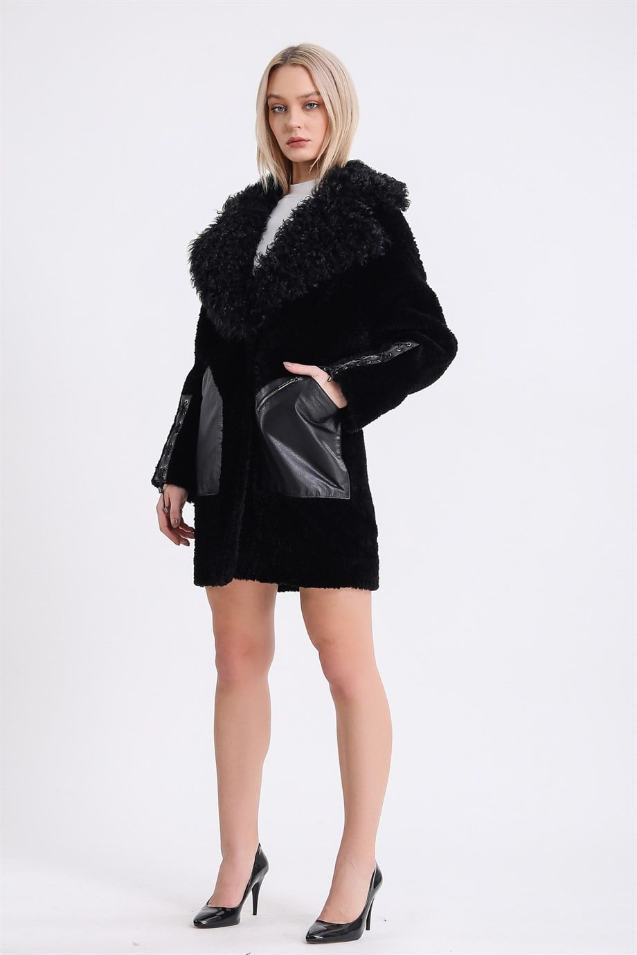 Manteau en fourrure d'agneau astrakan noir, LC Leather Club