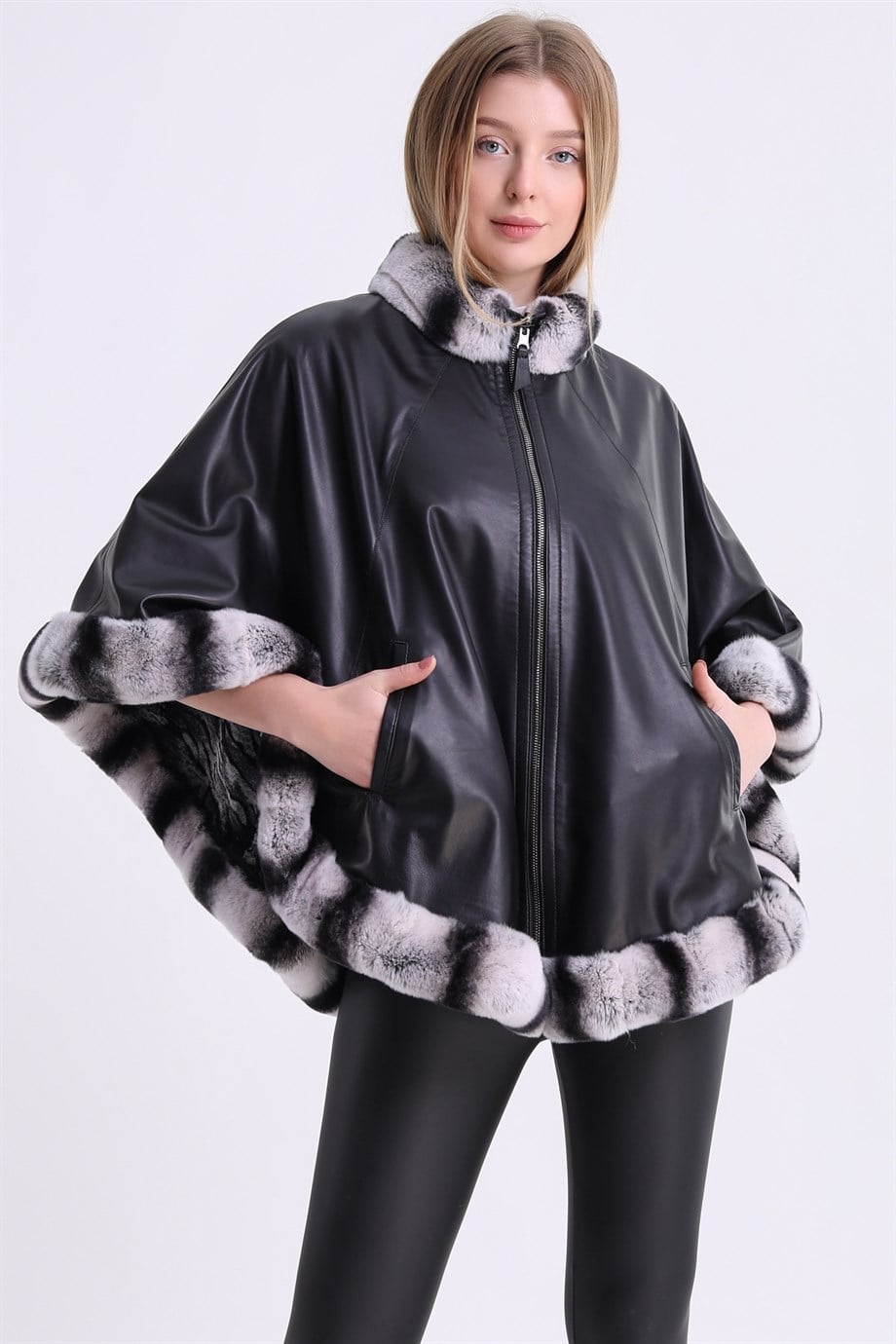 Veste en cuir noire cape à garniture réversible en fourrure de rex, LC Leather Club