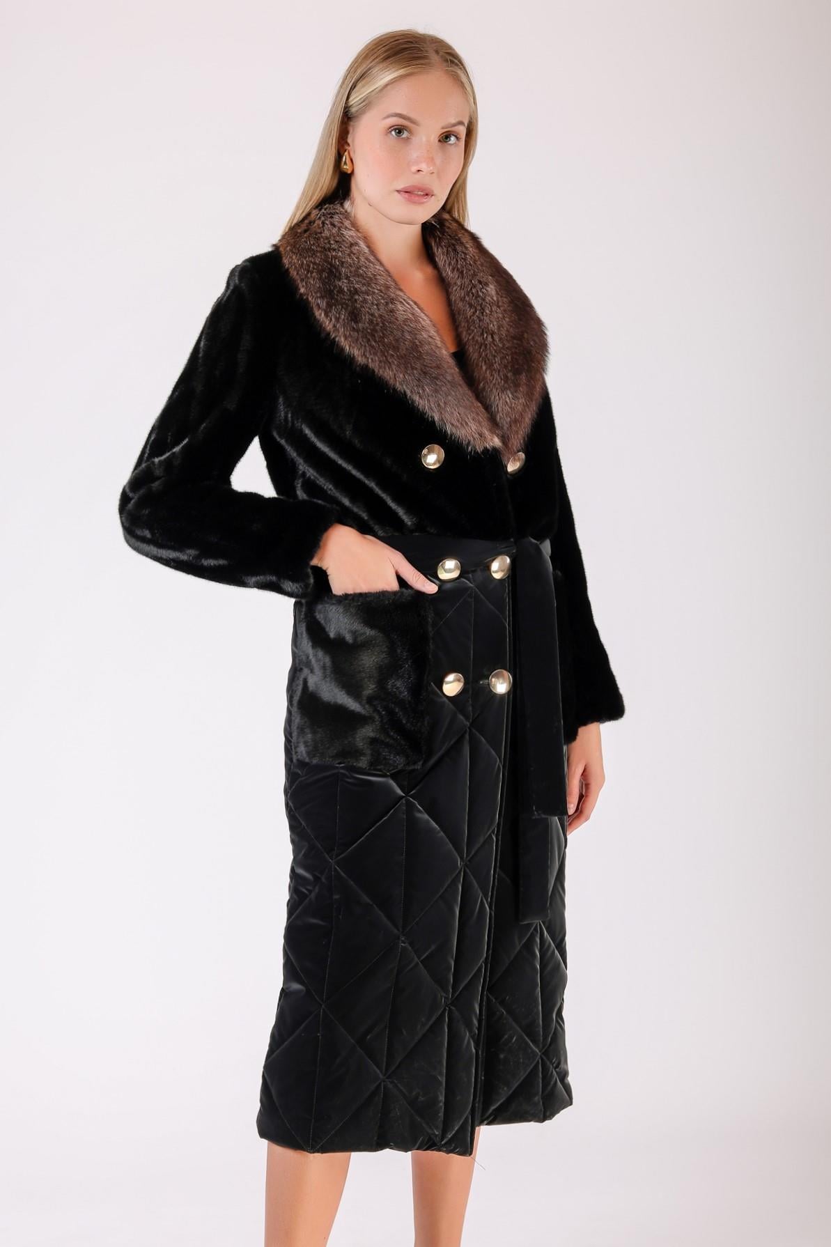 Manteau en laine noir avec garniture de fourrure de renard, LC Leather Club
