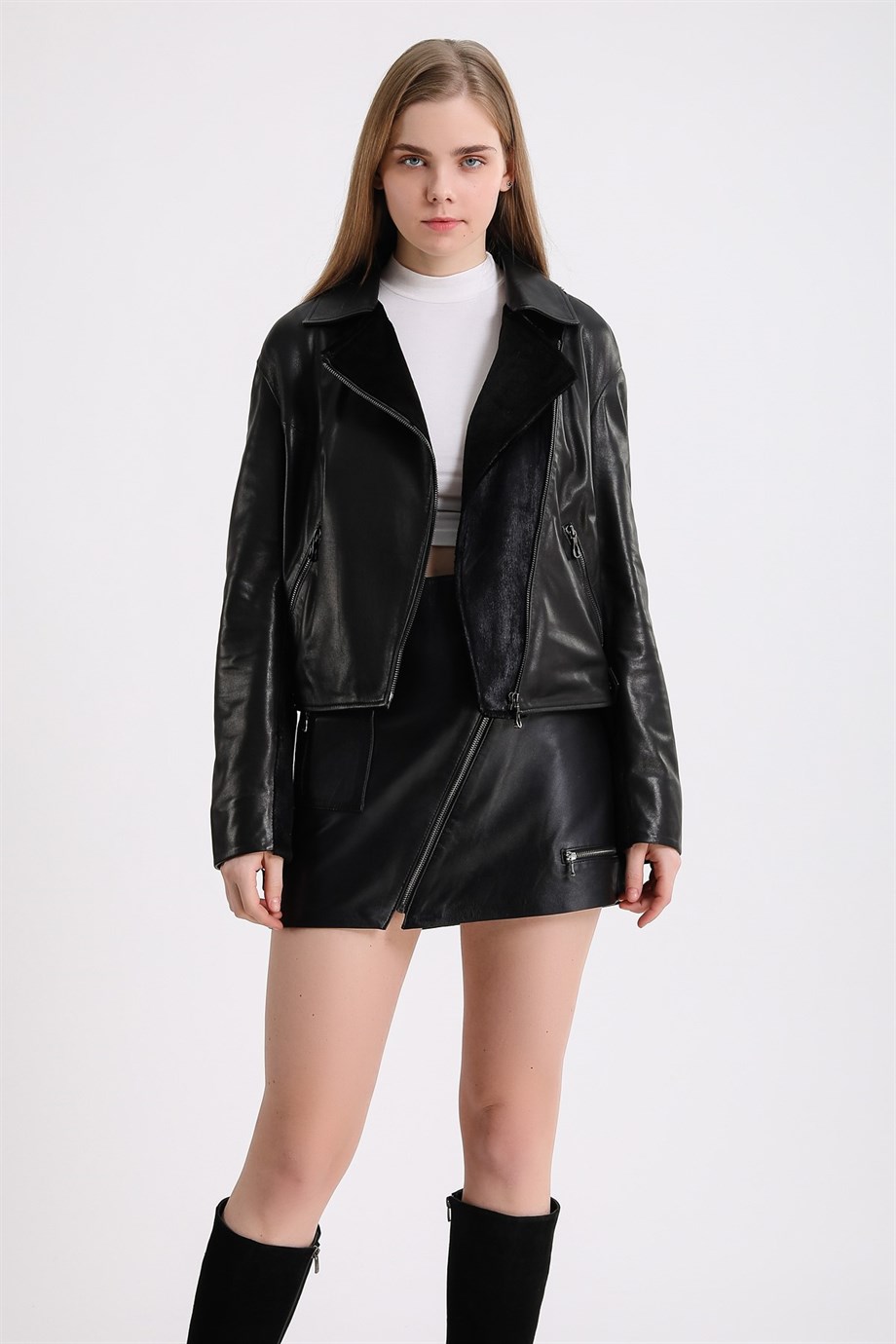 Veste en cuir noire oversized avec garniture en fourrure, LC Leather Club