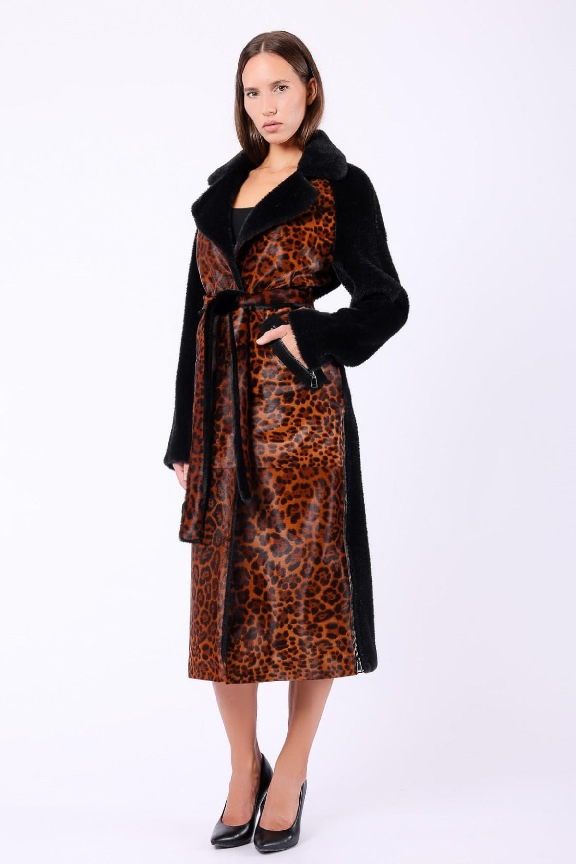 Schwarzer Pelz-Mantel mit Leoparden-Besatz, LC Leather Club