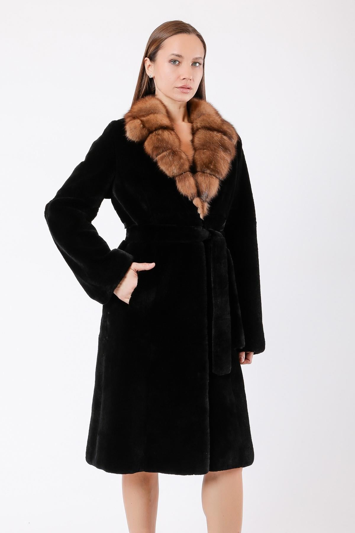 Manteau en astrakan noir avec détails en fourrure de zibeline, LC Leather Club