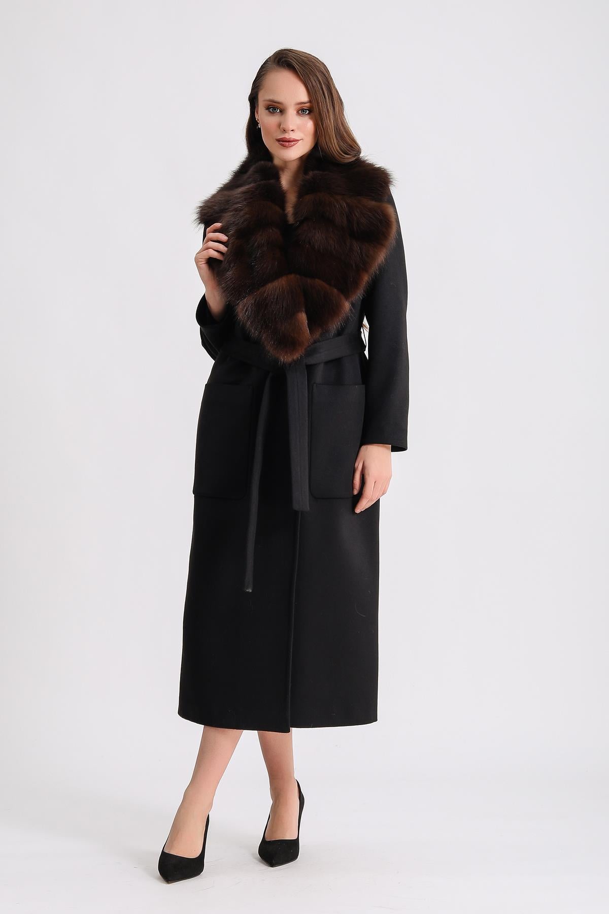 Manteau en cachemire noir avec garniture en fourrure de zibeline, LC Leather Club