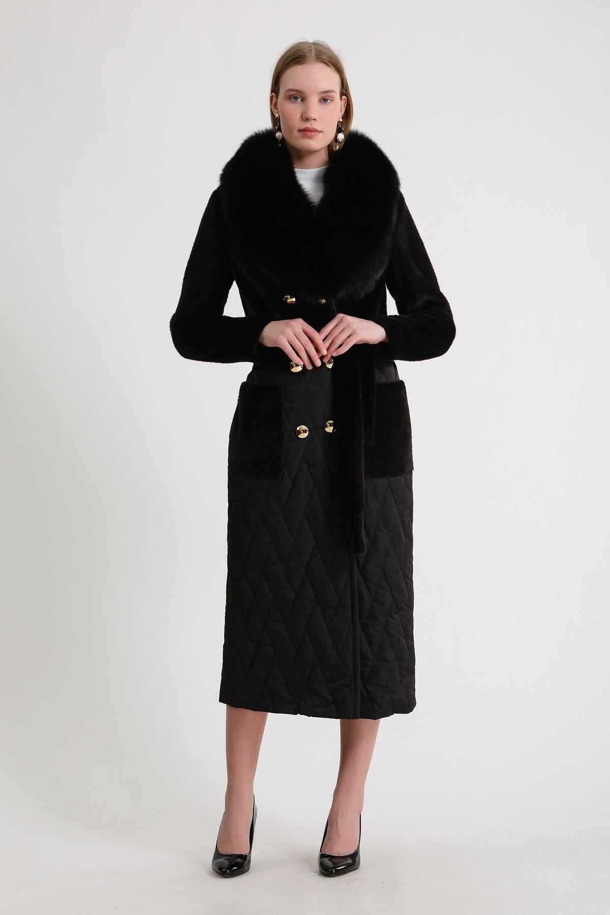 Manteau en laine noir avec détails en fourrure de renard, LC Leather Club
