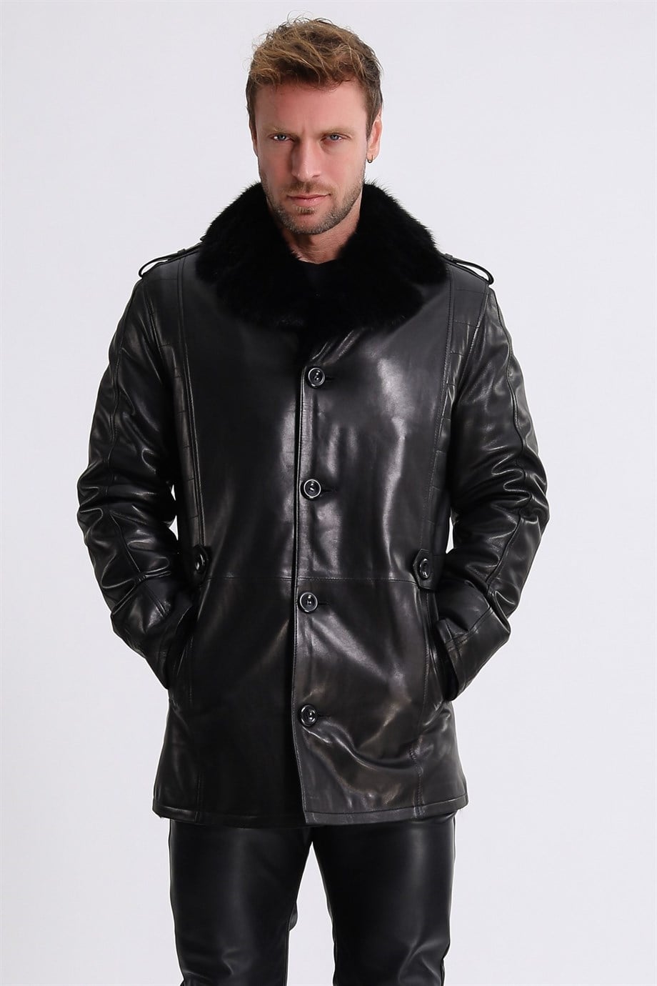 Manteau en cuir noir avec garniture en vison et doublure en fourrure, LC Leather Club