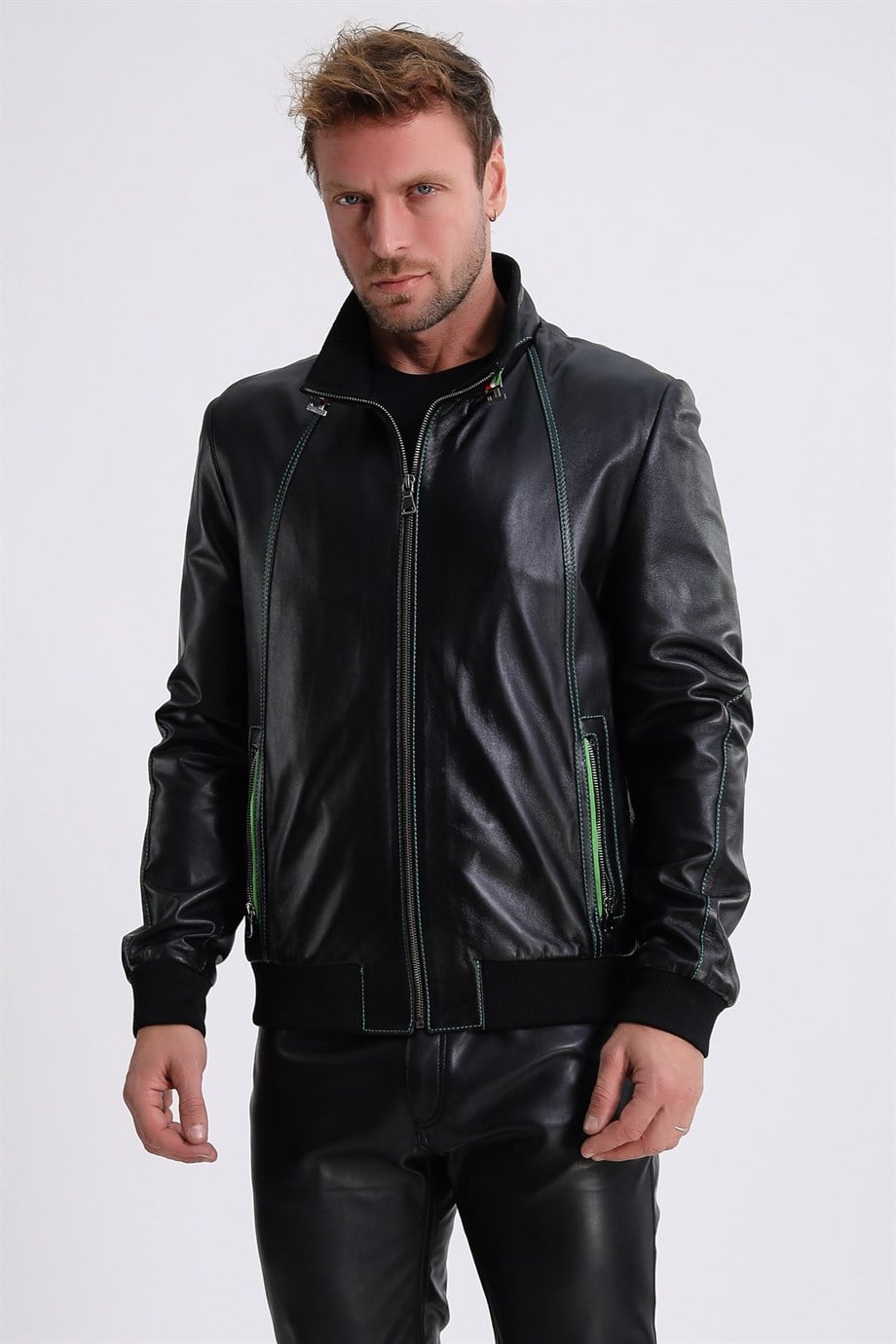 Schwarze Lederjacke mit grünem Besatz, LC Leather Club