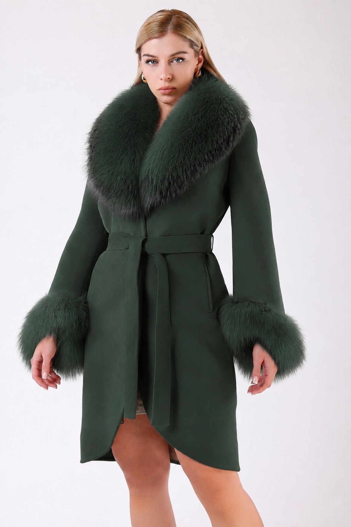 Manteau en cachemire vert avec garniture en fourrure de renard, LC Leather Club