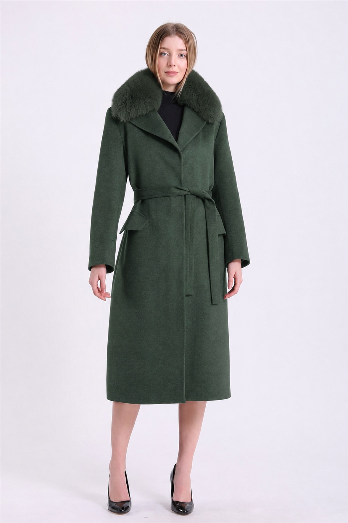 Manteau en cachemire vert avec finitions en fourrure de renard, LC Leather Club