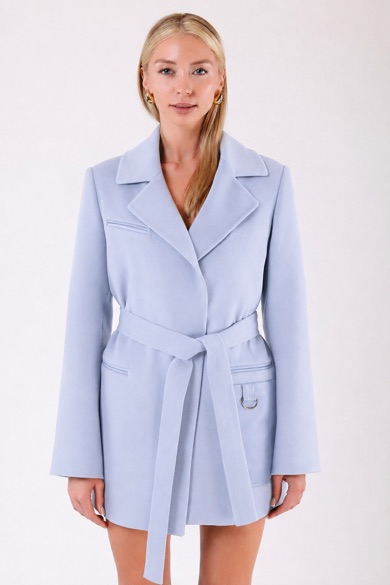 Manteau en cachemire bleu clair avec fitures en cuir