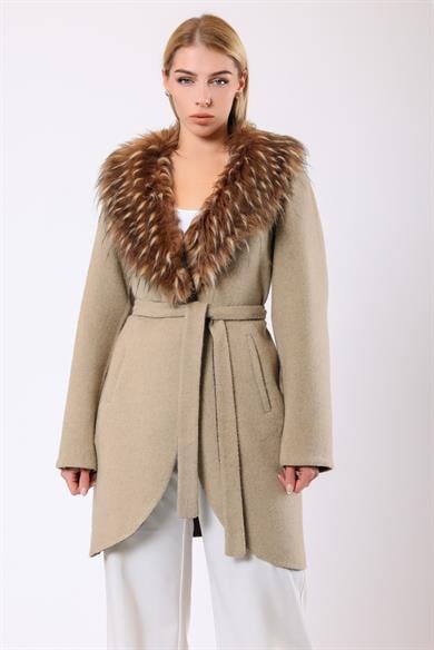 Manteau Samantha en alpaga et laine beige avec garniture en fourrure