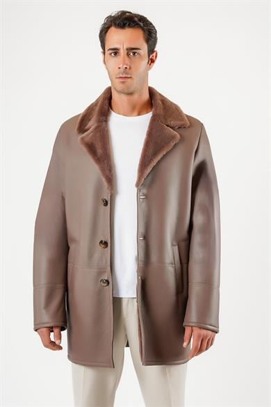Manteau en cuir beige doublé fourrure silky