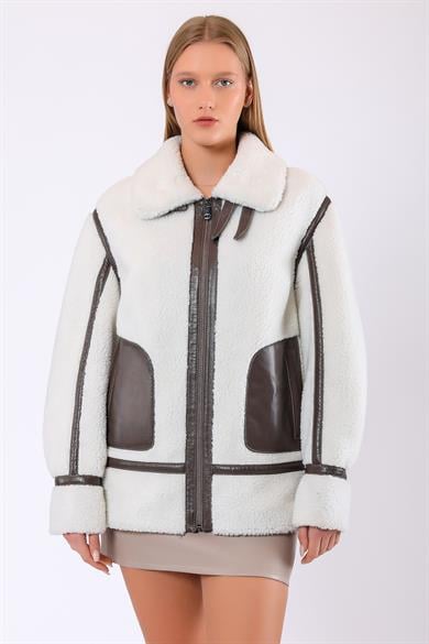 Manteau en laine blanc Stella avec garniture fourrure