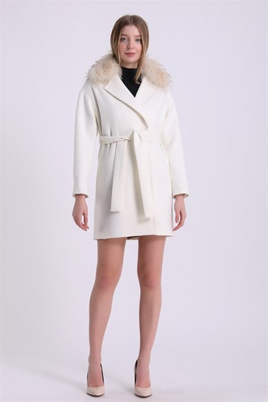 Manteau en cachemire blanc garni de fourrure de renard