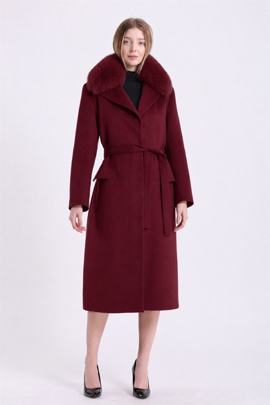 Manteau en cachemire bordeaux avec finitions en fourrure de renard