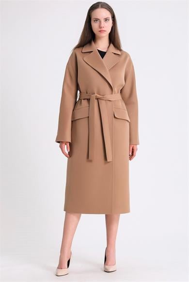 Manteau en cachemire couleur chameau