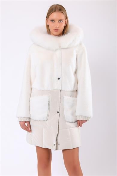 Manteau en laine blanc Glam Lucy avec détail fourrure