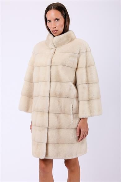 Manteau en vison blanc nacré