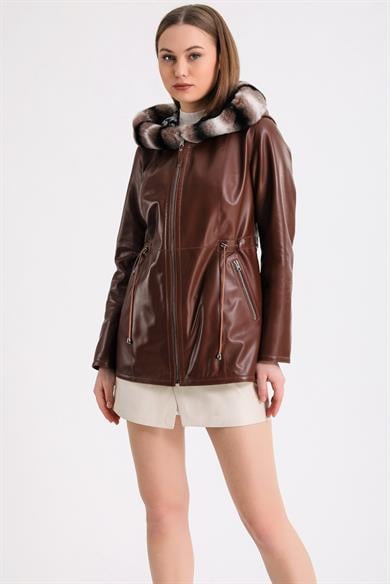 Manteau réversible marron en cuir avec capuche et garniture en fourrure rex