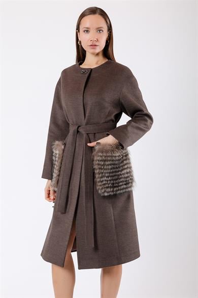 Manteau Cachemire avec garniture de fourrure de renard marron