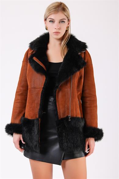 Manteau en fourrure marron