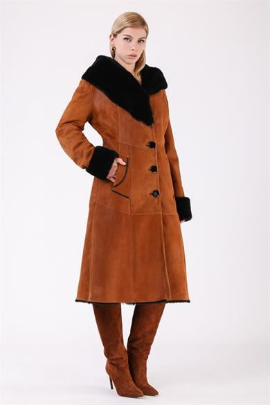 Manteau en fourrure marron