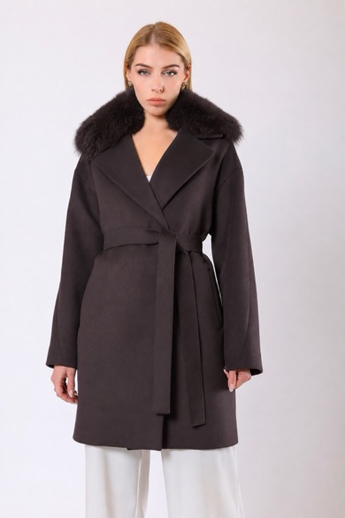 Manteau en cachemire Miranda marron avec finiture en fourrure