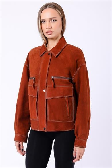 Manteau en daim rouge brique