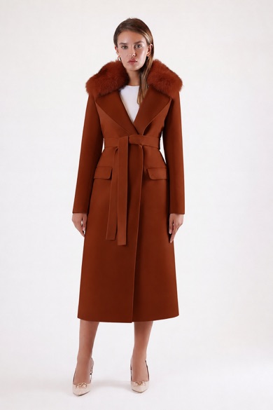 Manteau en cachemire brun-roux avec fioritures en fourrure