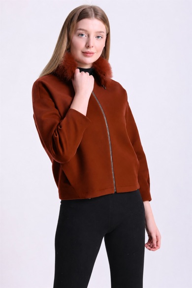 Veste en cachemire marron rouille avec fitures en renard