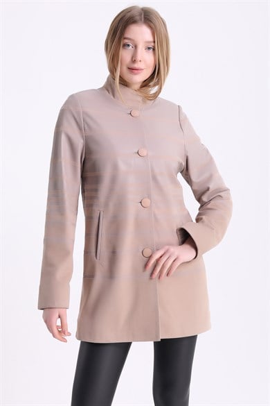 Manteau en cuir couleur crème