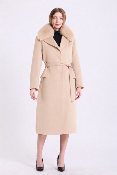 Manteau en cachemire crème avec fitures en renard