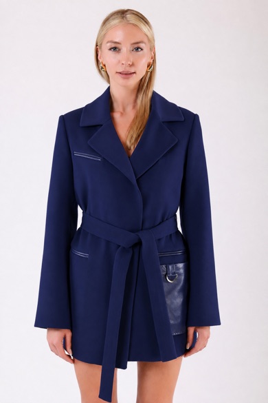 Manteau en cachemire bleu marine avec finitions en cuir