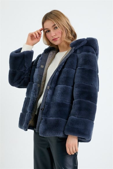 Manteau en fourrure de rex bleu