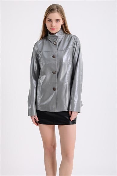 Veste en cuir gris métallisé boutonnée