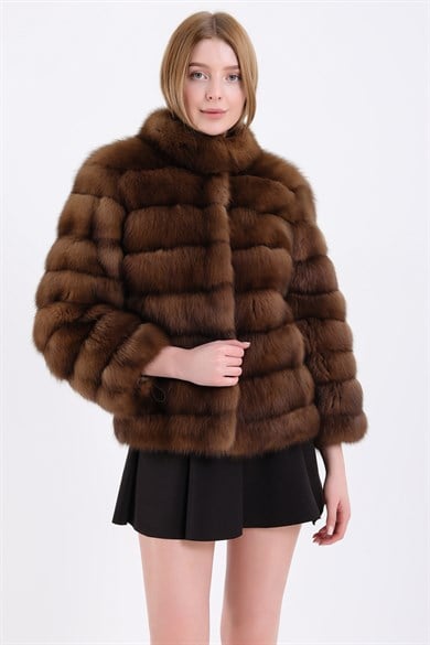 Manteau en fourrure de zibeline marron naturel