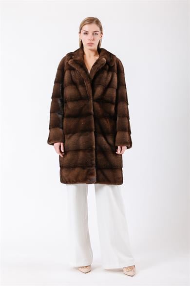 Manteau de vison marron naturel
