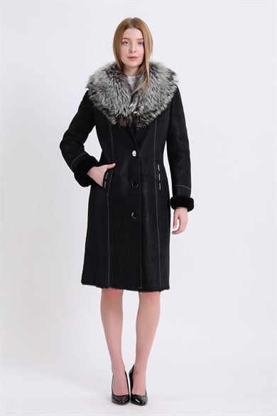 Manteau en fourrure noir Arjante avec détails en renard