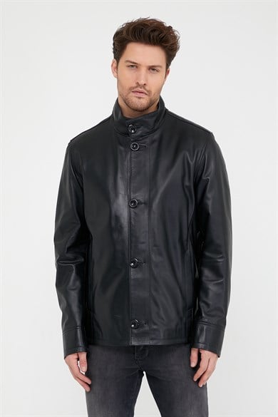 Veste en cuir noir