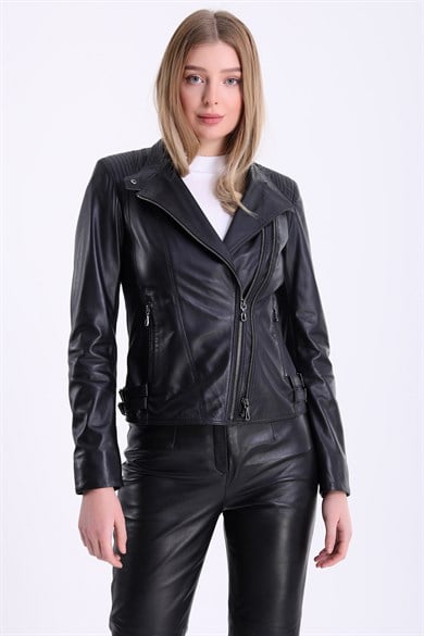 Veste en cuir noire ajustée à croisement
