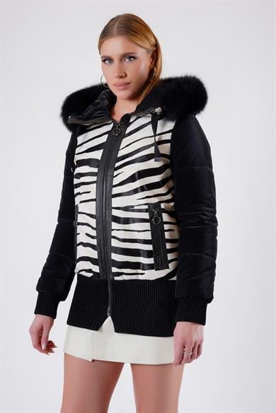 Doudoune noire avec garniture fourrure de renard sur cuir authentique motif zèbre