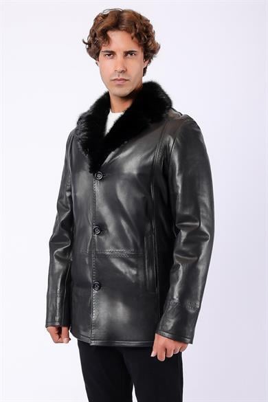 Manteau en cuir noir avec parure de vison