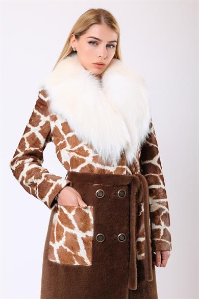 Manteau Charlotte en fourrure de Cavallino motif panthère marron clair